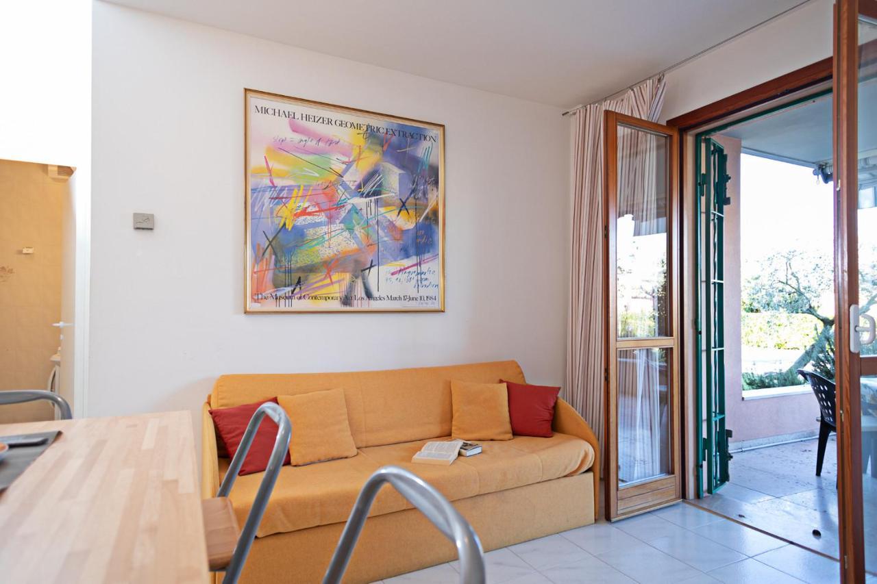 Apartment Ortensia - Regarda Travel Lazise Exterior foto